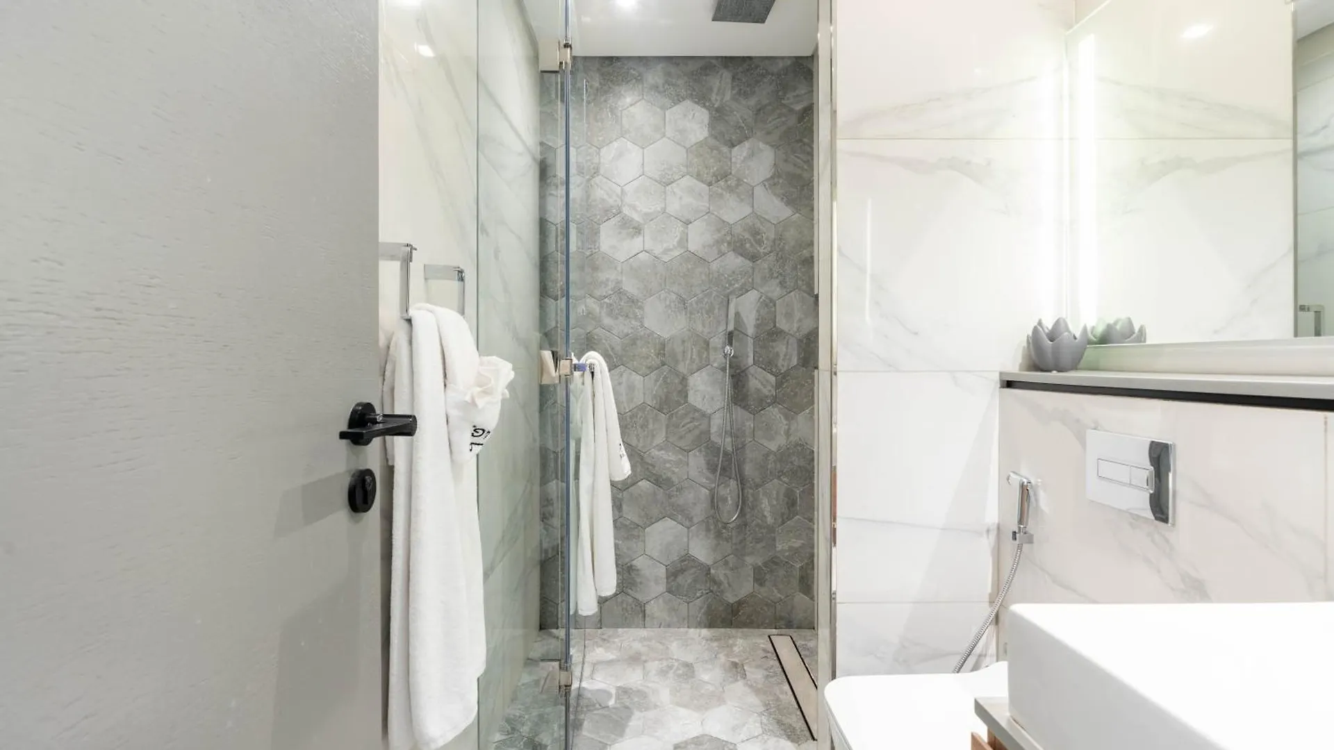 Bespoke Holiday Homes - Mag 318 2-Bedroom Apartment Near Downtown Dubaï 0*,