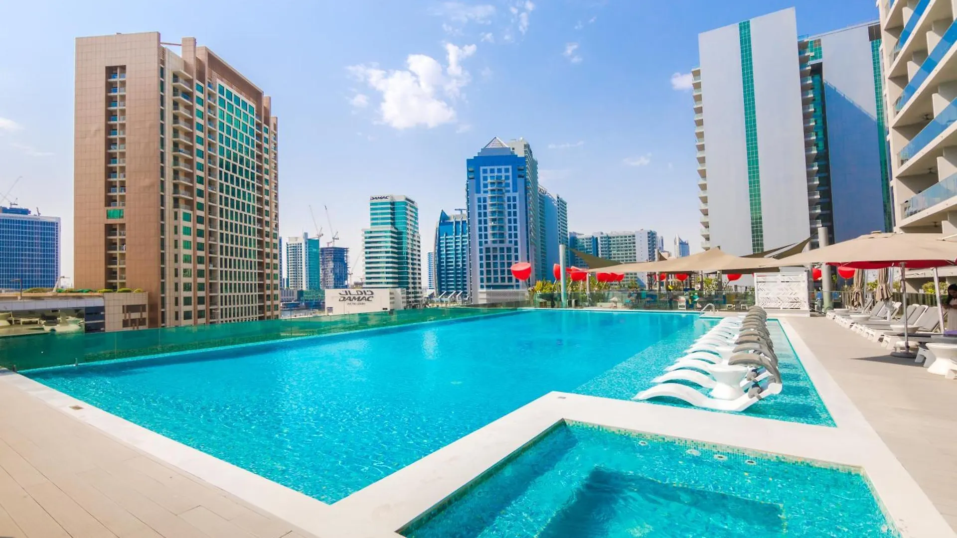 Bespoke Holiday Homes - Mag 318 2-Bedroom Apartment Near Downtown Dubaï